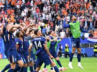 九游体育app下载-关于欧洲冠军联赛再掀激情战火，球队角逐尽显激烈的信息