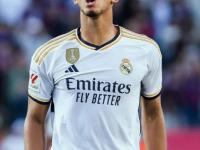 九游体育在线-皇马临近冠军，备战决赛全力以赴的简单介绍