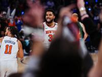 九游体育网页版登录入口-中东篮球比赛现场欢呼声不断响起