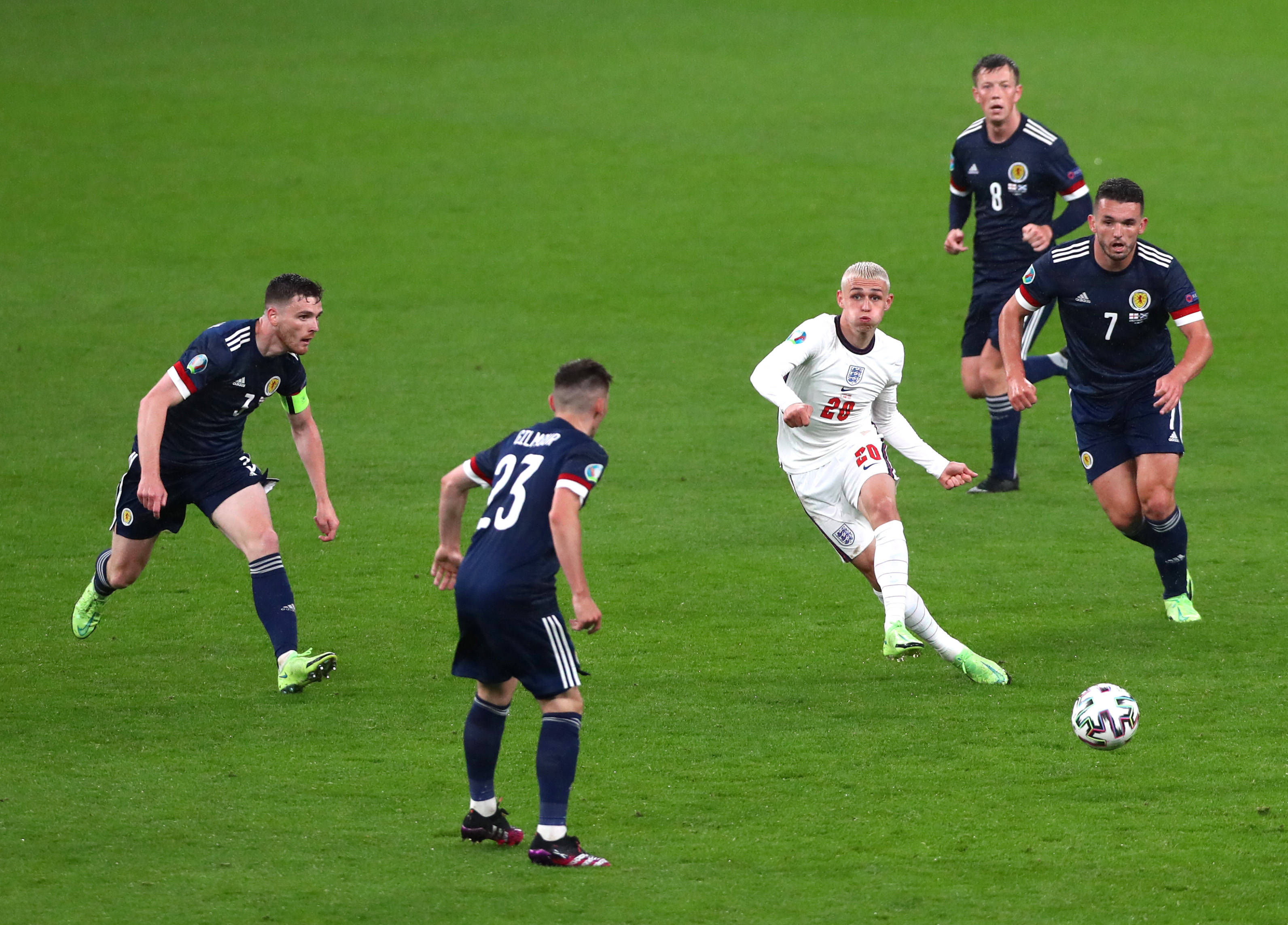 匈牙利队惨败，欧洲杯晋级前路坎坷的简单介绍