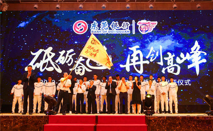 立陶宛代表队备战冲击冠军积极训练的简单介绍 立陶宛代表队备战冲击冠军积极训练的简单介绍