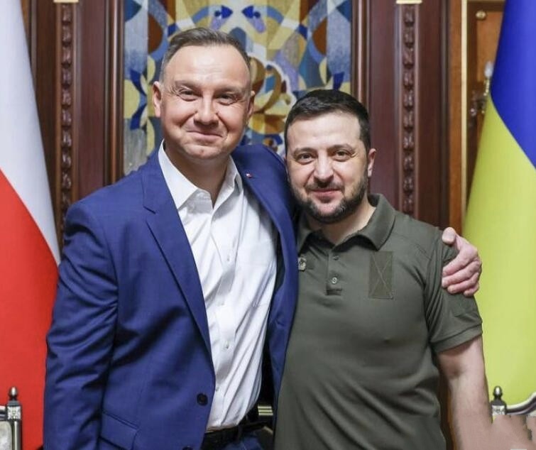 包含瑞典准备挑战乌克兰，全队备战策略稳固的词条