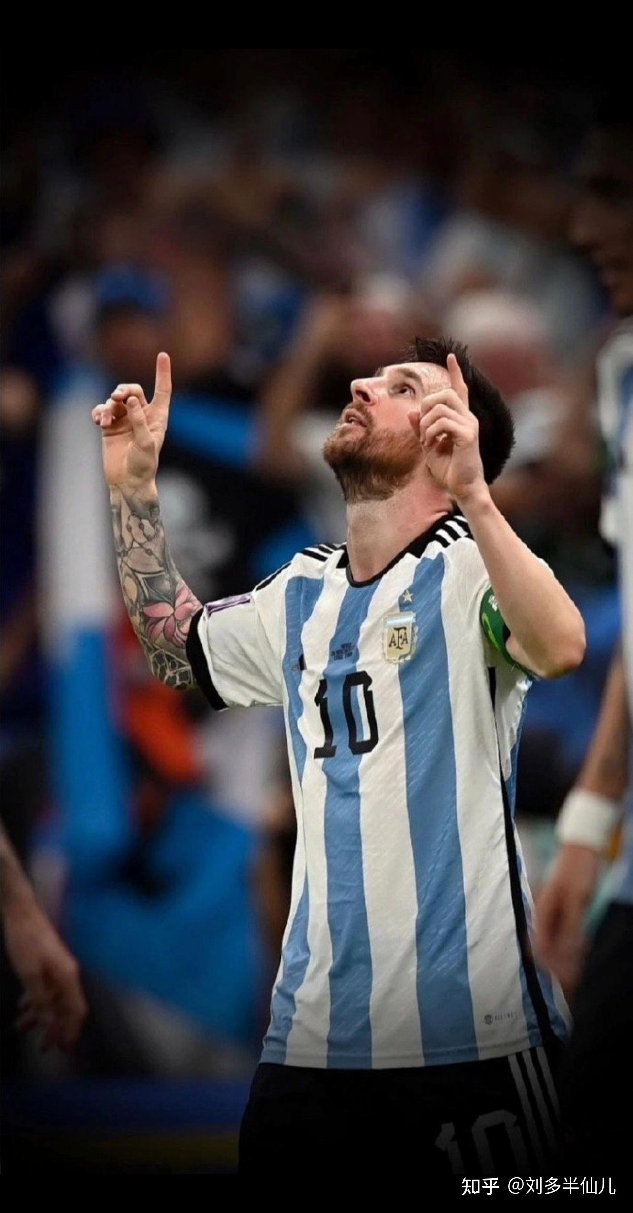 足球明星拍摄大片曝光，引发粉丝热议的简单介绍