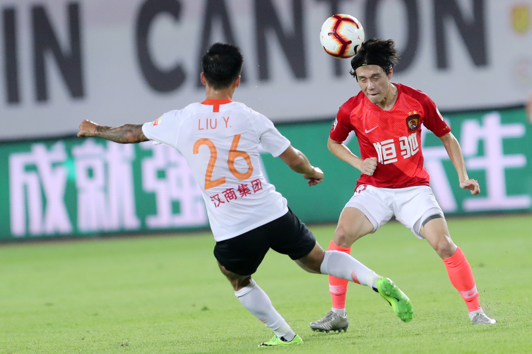 武汉卓尔客场奇兵,击败对手 武汉卓尔客场奇兵,击败对手