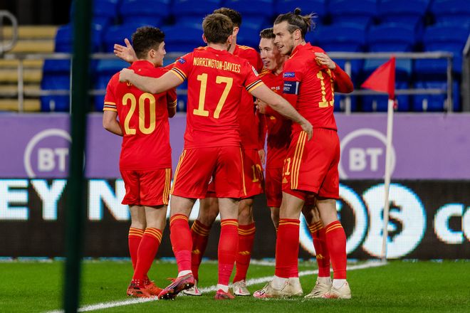 加雷斯连续出色，帮助球队击败对手