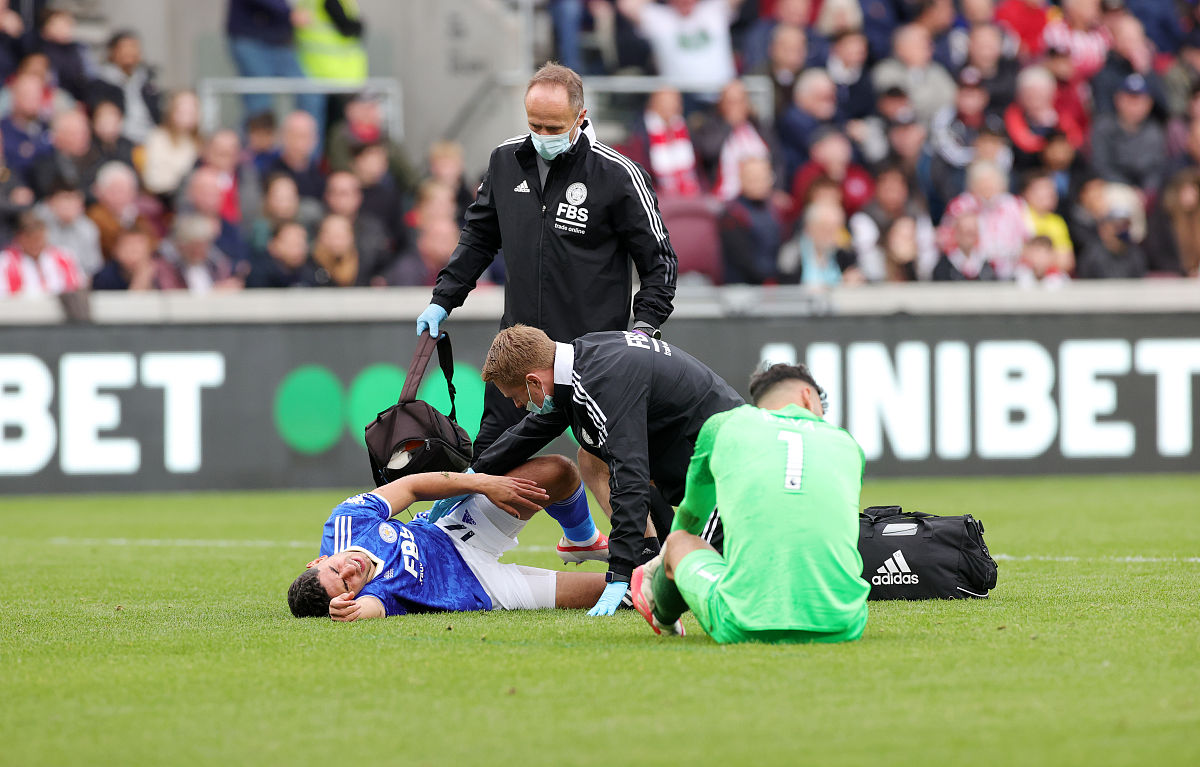 热门球队频频受挫,称霸之路布满荆棘的简单介绍 热门球队频频受挫,称霸之路布满荆棘的简单介绍