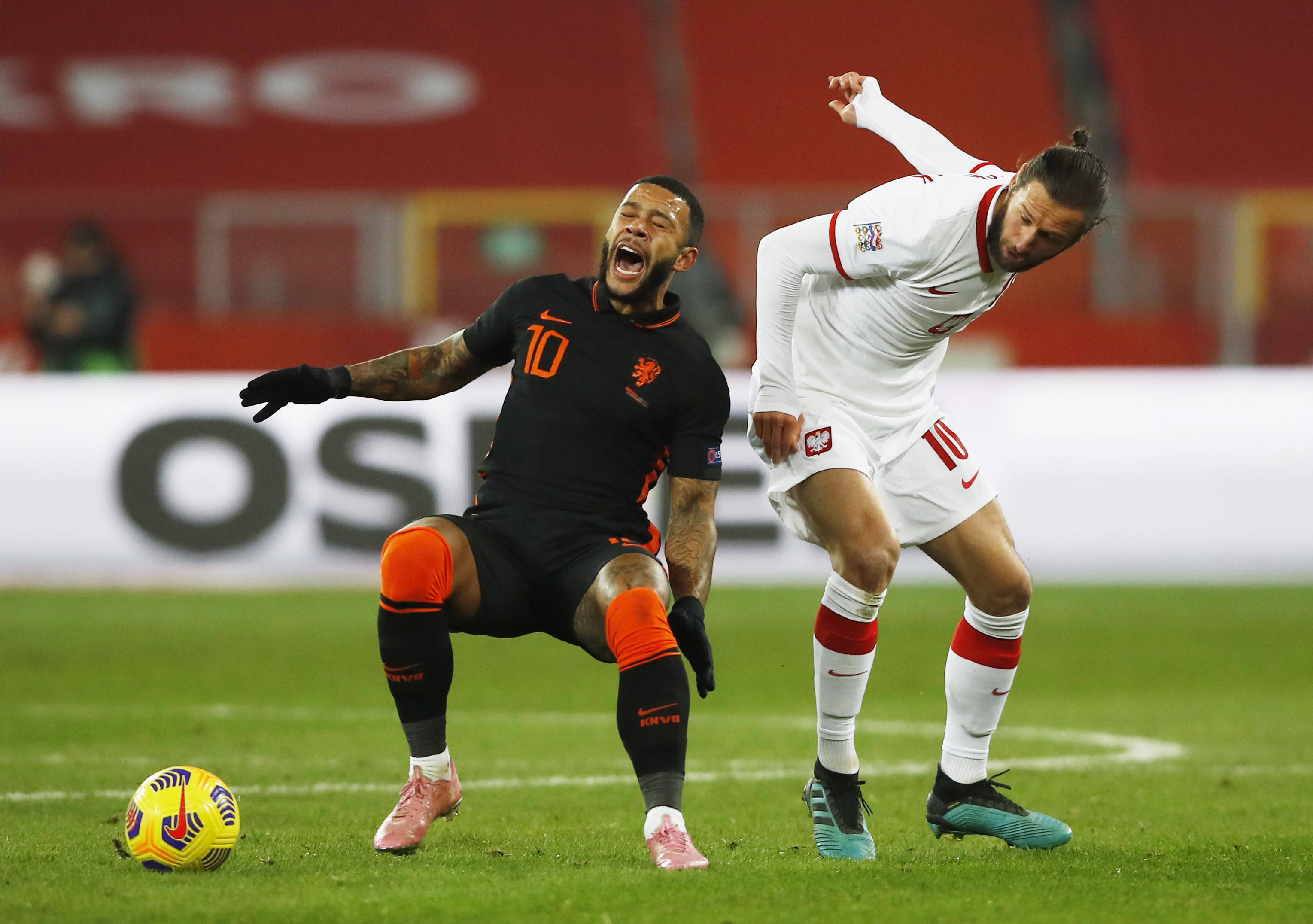 荷兰取得连胜，欧洲杯资格几乎确保