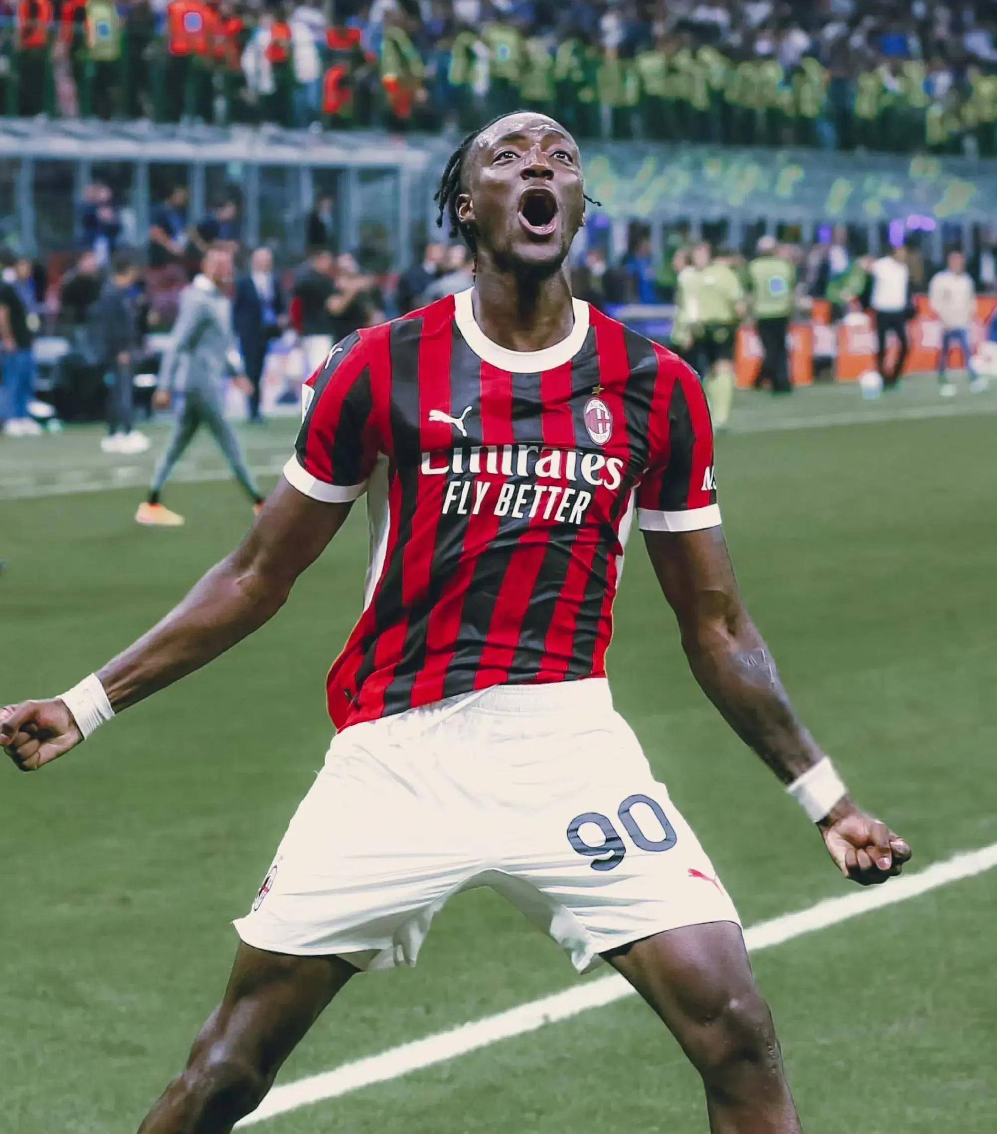 AC米兰客场惨败,陷入连败窘境 AC米兰客场惨败,陷入连败窘境