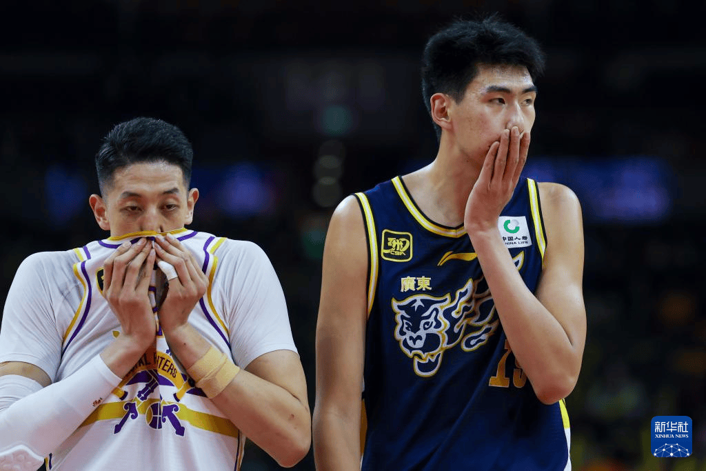 辽宁男篮险胜广东男篮,关键一球笑傲赛场的简单介绍 辽宁男篮险胜广东男篮,关键一球笑傲赛场的简单介绍