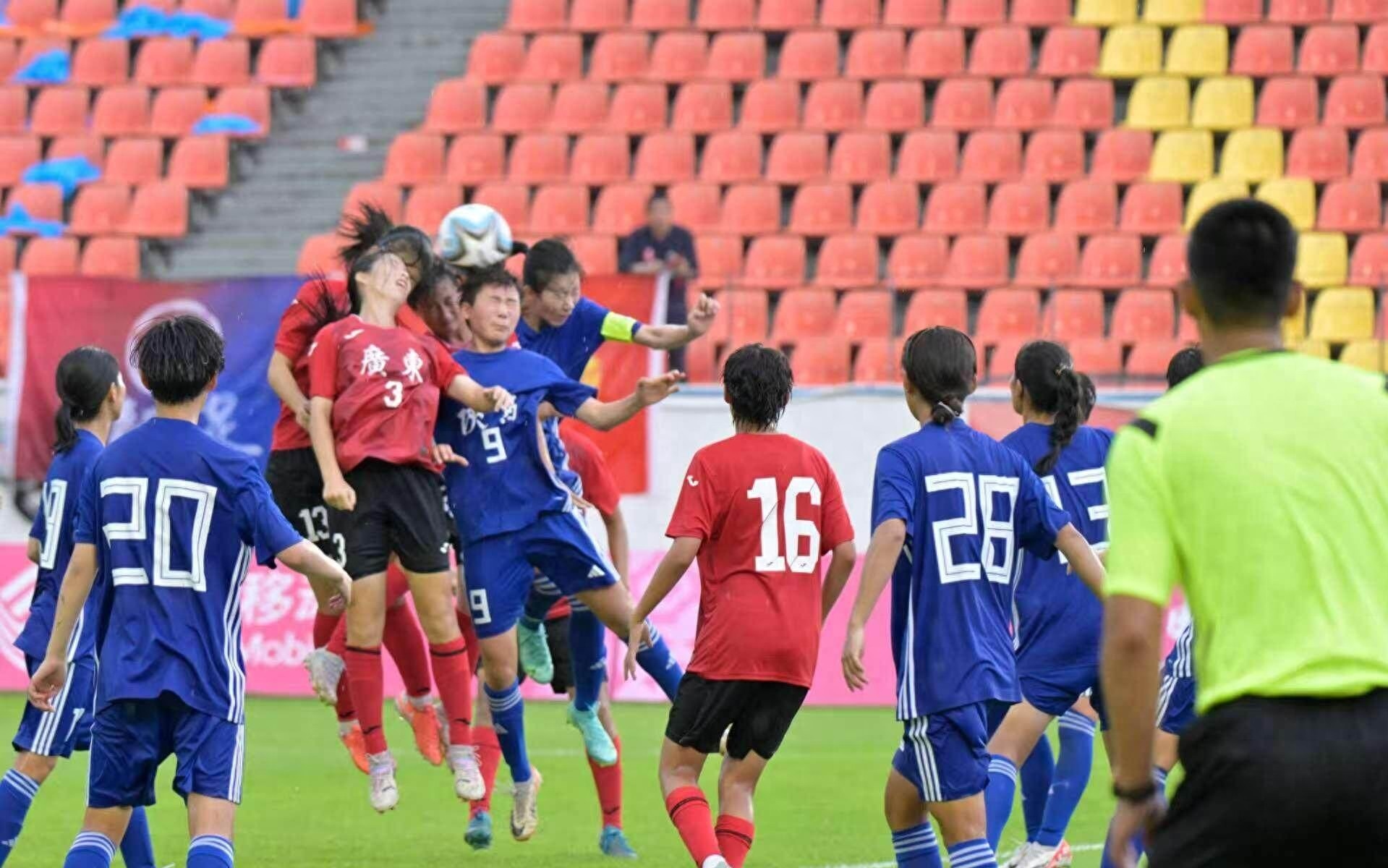 正在进行的国际女足锦标赛备受瞩目