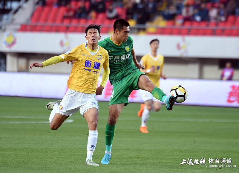 北京国安客场惨遭重创，被上海申鑫逆转