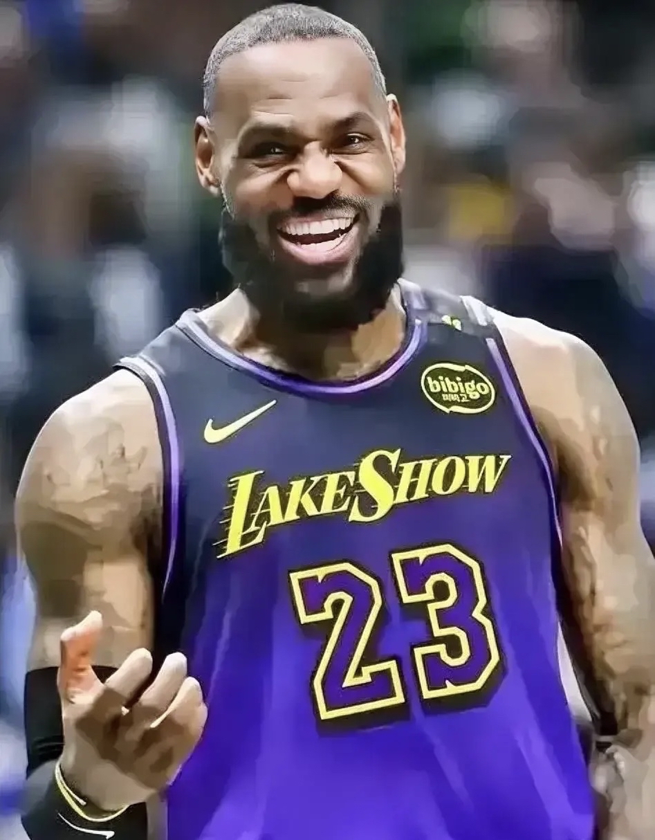 包含湖人逆转热火,詹姆斯全队表现奋勇拼搏的词条 包含湖人逆转热火,詹姆斯全队表现奋勇拼搏的词条