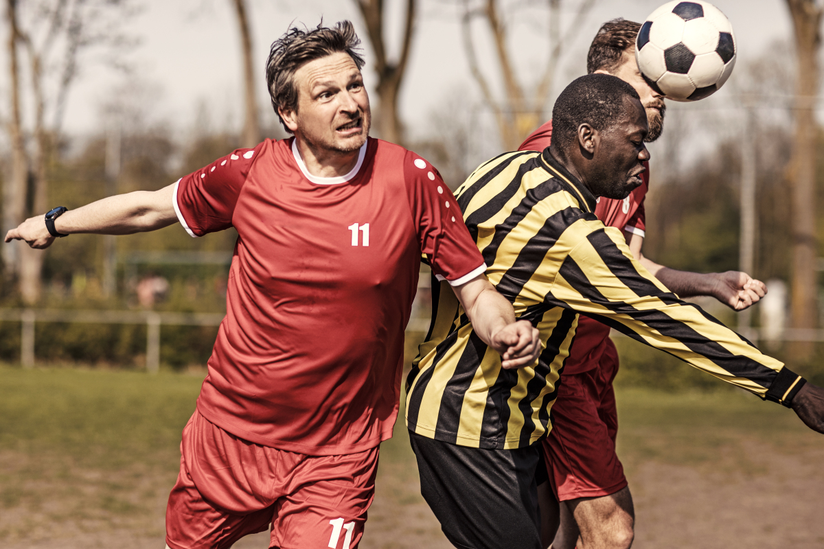 北美职业球员连续进球助球队赢得胜利