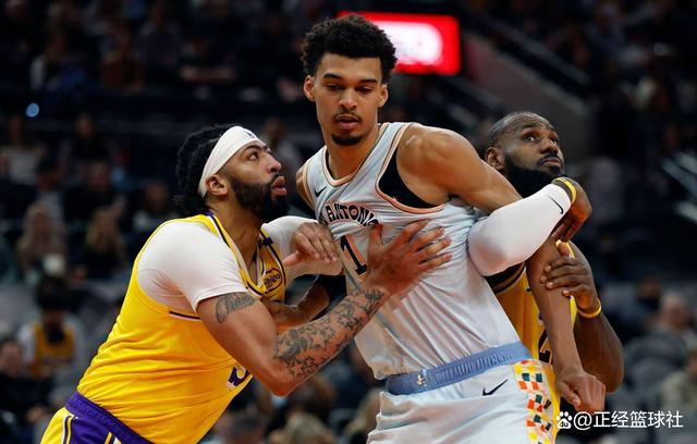 湖人轻松击败马刺，詹姆斯贡献三双的简单介绍